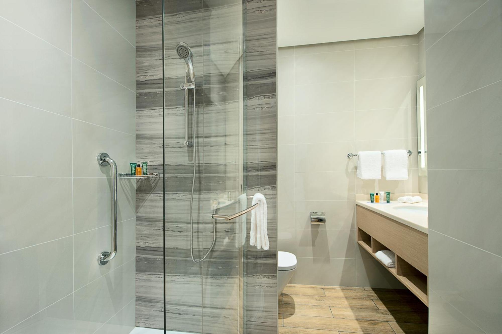 Hilton Garden Inn Αλ Κομπάρ Εξωτερικό φωτογραφία