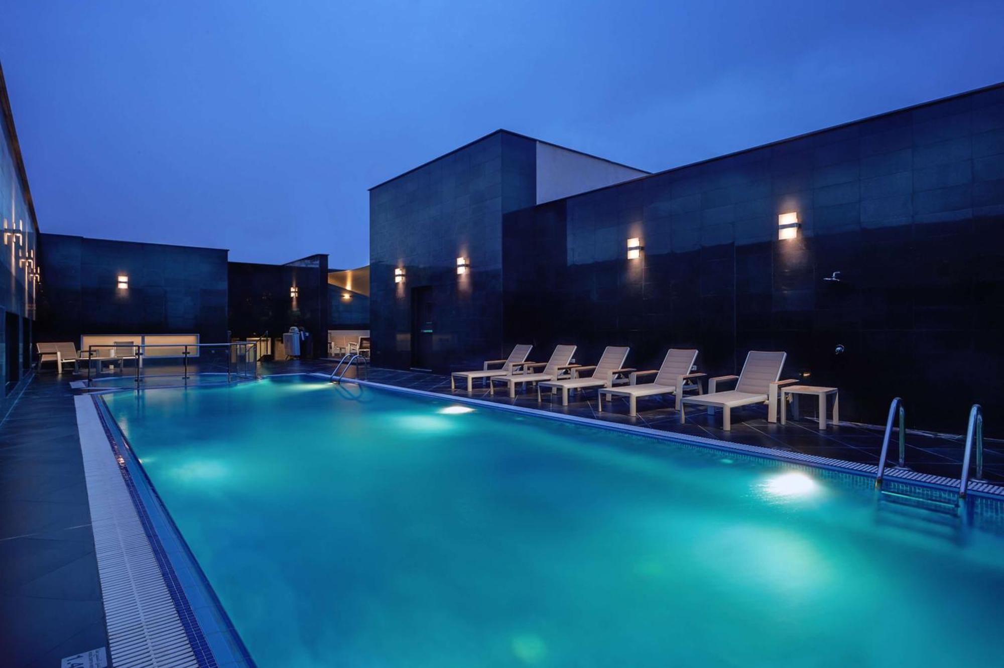 Hilton Garden Inn Αλ Κομπάρ Εξωτερικό φωτογραφία