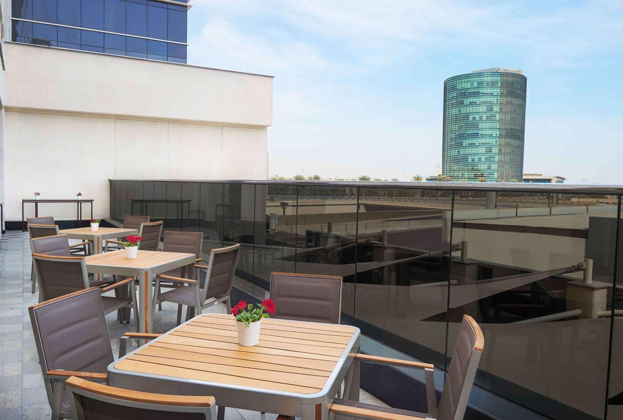 Hilton Garden Inn Αλ Κομπάρ Εξωτερικό φωτογραφία
